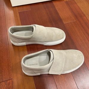 Vince suede sneaker